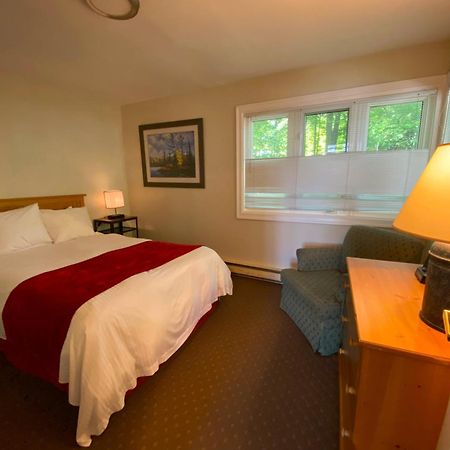 Rocky Crest Golf Resort Mactier Exterior photo