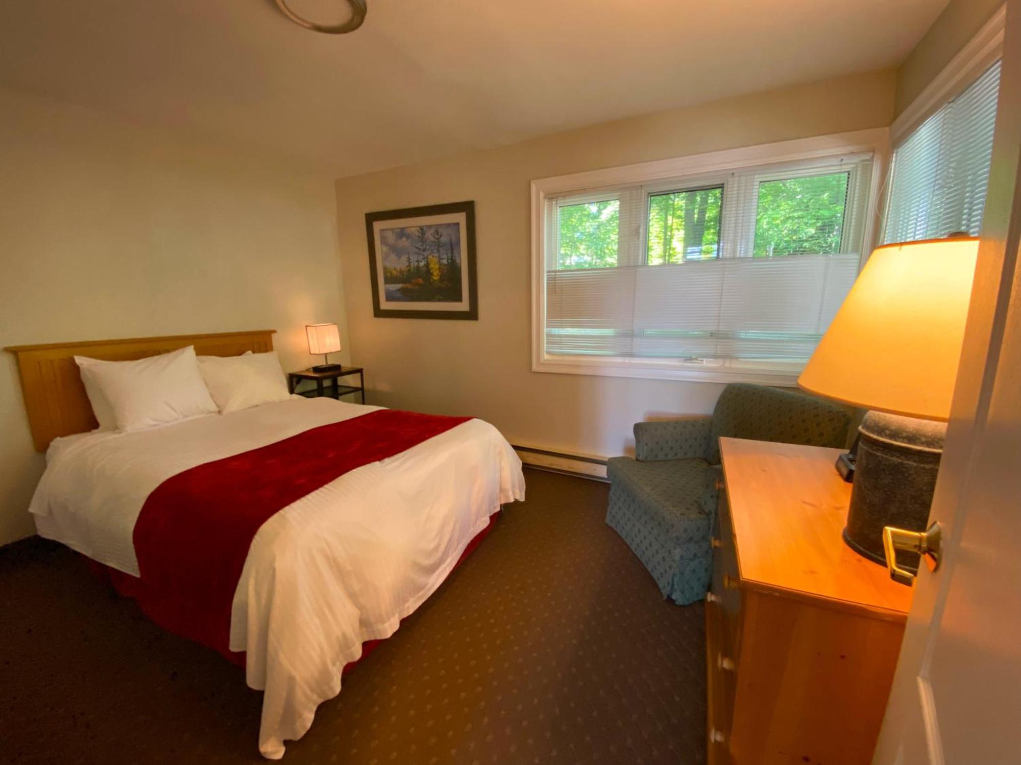 Rocky Crest Golf Resort Mactier Exterior photo
