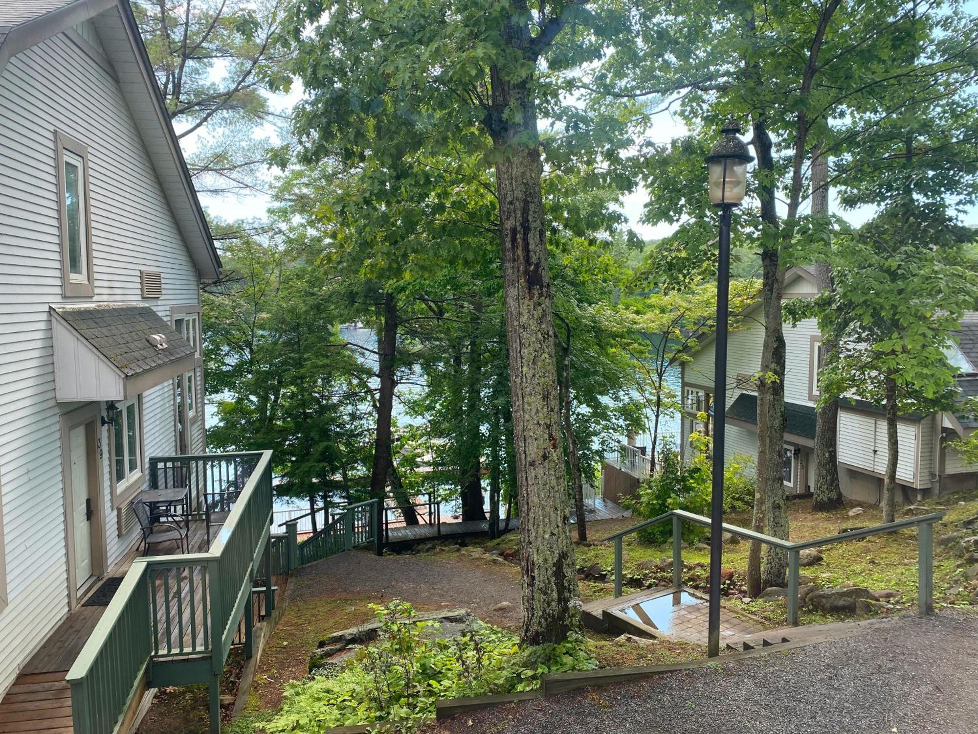 Rocky Crest Golf Resort Mactier Exterior photo