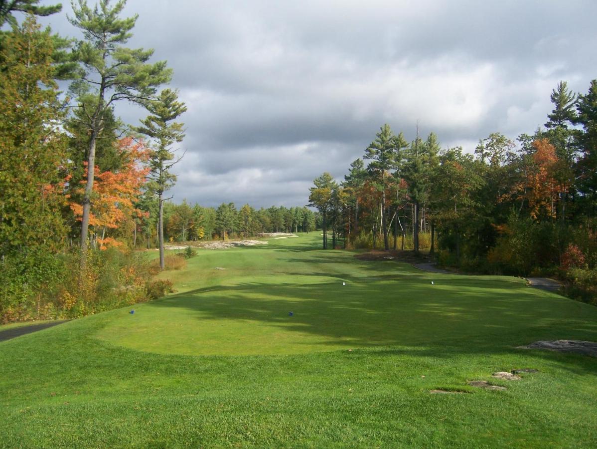 Rocky Crest Golf Resort Mactier Exterior photo