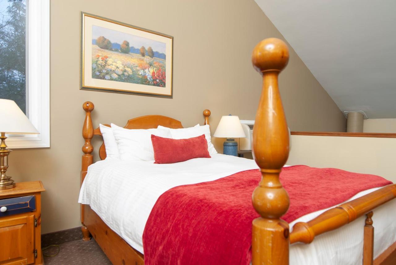 Rocky Crest Golf Resort Mactier Exterior photo
